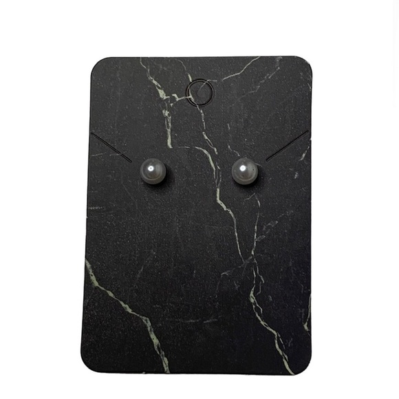 Pearl earring set - Picture 2 of 5